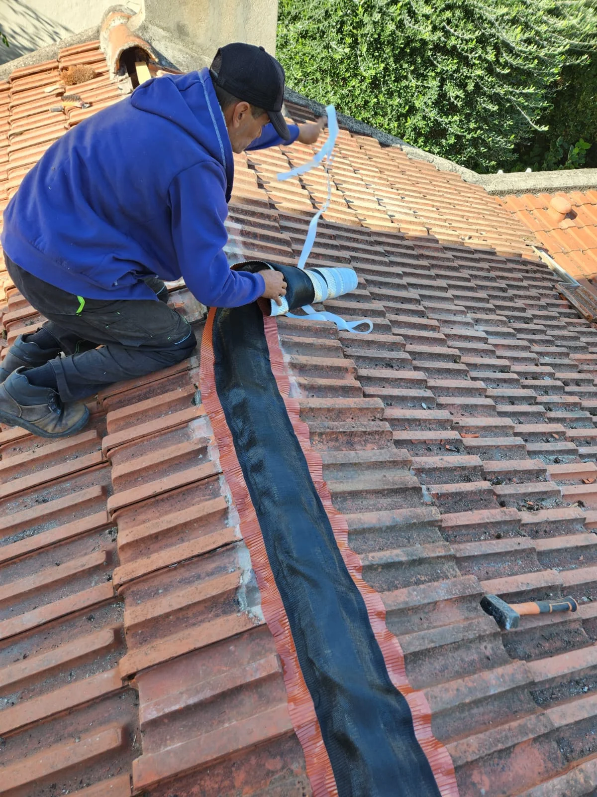 Rénovation faîtage toiture Vincennes 94